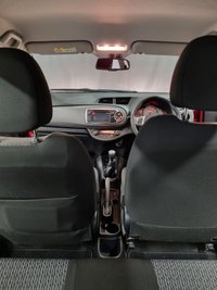 USED 2014 63 TOYOTA YARIS 1.3 VVT-I ICON PLUS 5d 99 BHP 