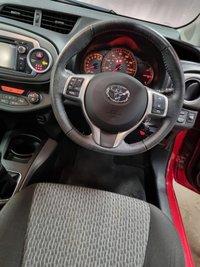 USED 2014 63 TOYOTA YARIS 1.3 VVT-I ICON PLUS 5d 99 BHP 