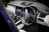 USED 2023 23 PORSCHE MACAN 2.9 S PDK 5d 375 BHP PAN ROOF, 18 WAY SEATS, ADAPTIVE SUSPENSION, ADAPTIVE CRUISE, PDLS PLUS, EXTENDED LEATHER, HUGE SPEC, 1 OWNER FROM NEW