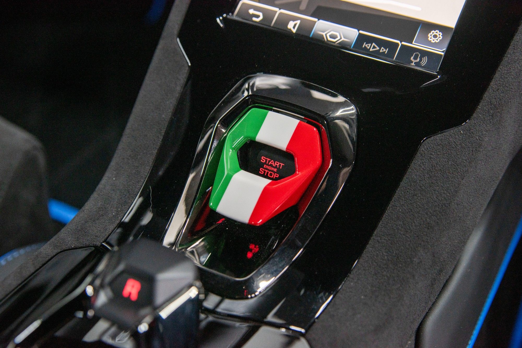 USED 2023 73 LAMBORGHINI HURACAN 5.2 TECNICA COUPE