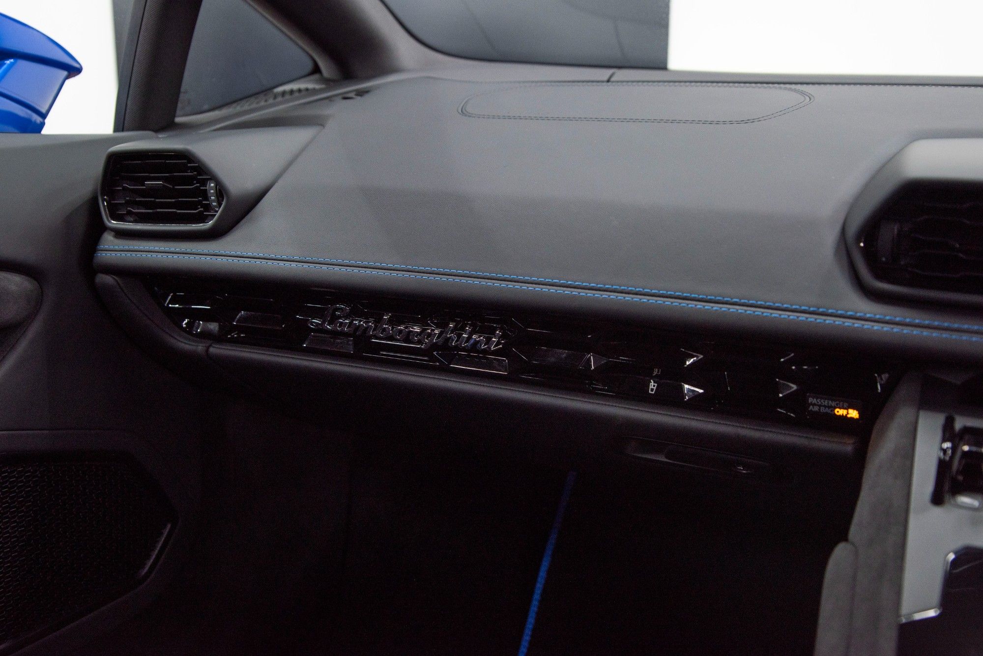 USED 2023 73 LAMBORGHINI HURACAN 5.2 TECNICA COUPE