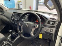 USED 2019 19 MITSUBISHI L200 2.4 DI-D 4WD 4LIFE LOW MILES FSH 151 BHP 1 OWNER FULL SERVICE HISTORY WITH AIR CON & CRUISE CONTROL