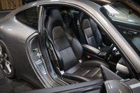 USED 2017 17 PORSCHE 911 3.0 CARRERA S PDK 2d 414 BHP POWER UPGRADE KIT!, GLASS SUNROOF - HEATED AND VENTILATED SEATS - PARKING SENSORS FRONT & REAR WITH REVERSE CAMERA - SPORTS CHRONO PACKAGE - PDLS - BOSE SURROUND STEREO - PORSCHE WARRANTY TO APRIL 2025 - FULL PORSCHE HISTORY, JUST SERVICED AT PORSCHE BROOKLANDS JAN 2024