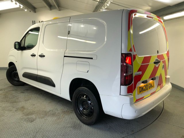 2020 Vauxhall Combo - Photo 5