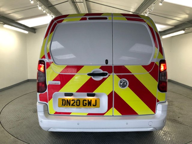 2020 Vauxhall Combo - Photo 6