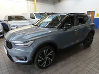 USED 2020 VOLVO XC40 2.0 B4 R-DESIGN PRO MHEV 5d 195 BHP STUNNING EXAMPLE SAT NAV PART LEATHER CRUISE CONTROL PARKING SENSORS 1 OWNER SERVICE HISTORY