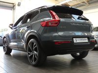 USED 2020 VOLVO XC40 2.0 B4 R-DESIGN PRO MHEV 5d 195 BHP STUNNING EXAMPLE SAT NAV PART LEATHER CRUISE CONTROL PARKING SENSORS 1 OWNER SERVICE HISTORY
