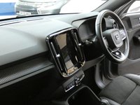 USED 2020 VOLVO XC40 2.0 B4 R-DESIGN PRO MHEV 5d 195 BHP STUNNING EXAMPLE SAT NAV PART LEATHER CRUISE CONTROL PARKING SENSORS 1 OWNER SERVICE HISTORY
