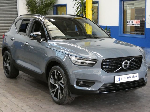 2020 Volvo Xc40 2.0 B4 R-DESIGN PRO MHEV 5d 195 BHP