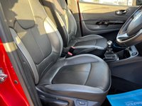 USED 2017 D RENAULT CAPTUR 1.5 SIGNATURE NAV DCI 5d 90 BHP 