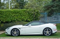 USED 2016 16 FERRARI CALIFORNIA 3.9 DD 2d 560 BHP IMMACULATE EXAMPLE WITH FULL FERRARI HISTORY WITH MAJOR SERVICE AT A COST OF OVER &pound;3000 WITH ALL RECOMMENDATIONS JUST COMPLETED