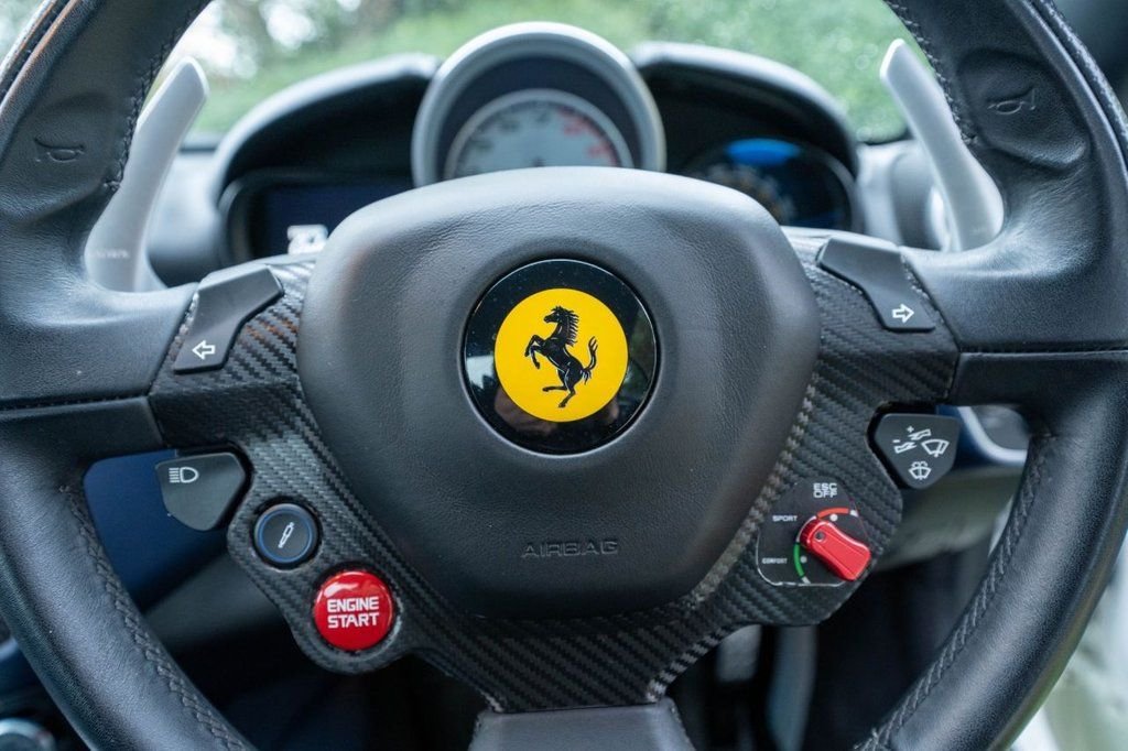 USED 2016 16 FERRARI CALIFORNIA 3.9 DD 2d 560 BHP IMMACULATE EXAMPLE WITH FULL FERRARI HISTORY WITH MAJOR SERVICE AT A COST OF OVER &pound;3000 WITH ALL RECOMMENDATIONS JUST COMPLETED