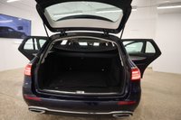 USED 2017 67 MERCEDES-BENZ E-CLASS 2.0 E 220 D SE PREMIUM 5d 192 BHP FABULOUS STUNNING SPECIFICATION GREAT VALUE MERCEDES