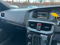 USED 2014 14 VOLVO V40 1.6 D2 R-DESIGN 5d 113 BHP 
