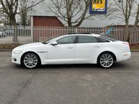 USED 2012 62 JAGUAR XJ 3.0 D V6 PORTFOLIO LWB 4d 275 BHP 