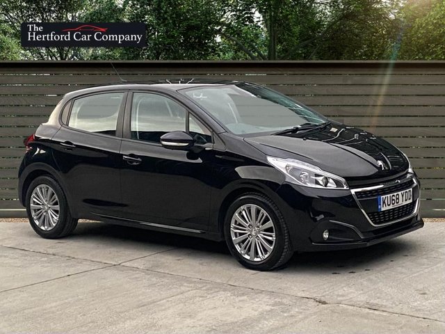 2018 68 Peugeot 208 1.2 S/S SIGNATURE 5d 82 BHP