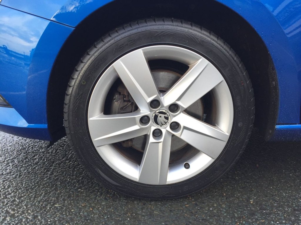 USED 2015 65 SKODA FABIA 1.2 SE L TSI 5d 109 BHP SAT NAV DAB HEATED SEATS