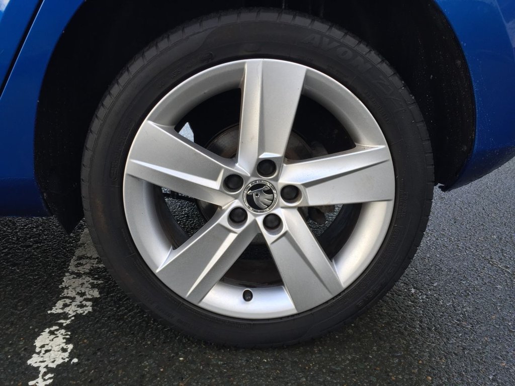 USED 2015 65 SKODA FABIA 1.2 SE L TSI 5d 109 BHP SAT NAV DAB HEATED SEATS