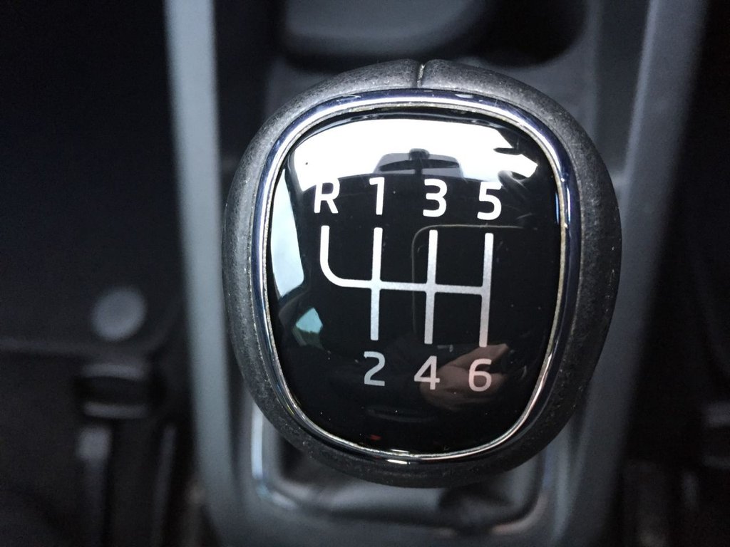 USED 2015 65 SKODA FABIA 1.2 SE L TSI 5d 109 BHP SAT NAV DAB HEATED SEATS