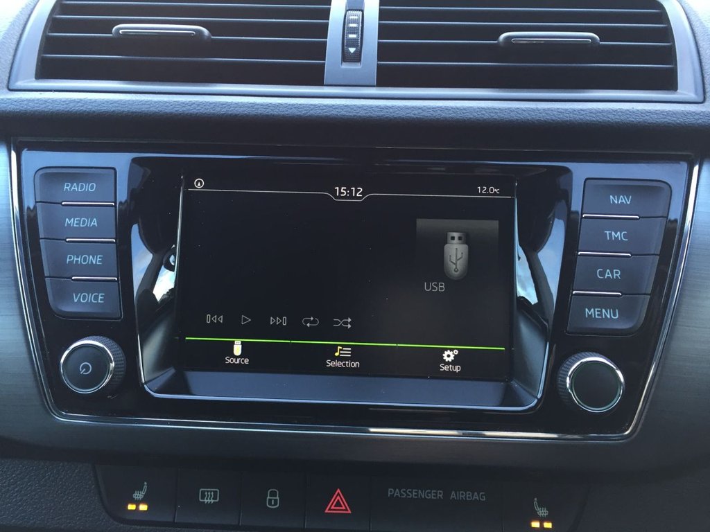 USED 2015 65 SKODA FABIA 1.2 SE L TSI 5d 109 BHP SAT NAV DAB HEATED SEATS
