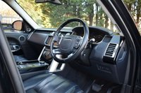 USED 2016 S LAND ROVER RANGE ROVER 4.4 SDV8 AUTOBIOGRAPHY 5d 339 BHP REAR SCREENS / SLIDING SUNROOF
