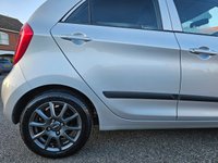USED 2013 13 KIA PICANTO 1.0 1 AIR 5d 68 BHP KIA PICANTO 1.0 1 AIR 5d 68 BHP