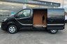 USED 2023 23 RENAULT TRAFIC 2.0 SL30 ADVANCE DCI 130 BHP VERY LOW MILES  FACTORY FITTED BULKHEAD WITH LOAD THROUGH