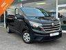 USED 2023 23 RENAULT TRAFIC 2.0 SL30 ADVANCE DCI 130 BHP VERY LOW MILES  FACTORY FITTED BULKHEAD WITH LOAD THROUGH