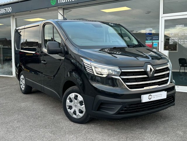2023 23 Renault Trafic 2.0 SL30 ADVANCE DCI 130 BHP VERY LOW MILES 