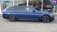 USED 2022 22 BMW 5 SERIES 2.0 520I M SPORT TOURING MHEV 5d 182 BHP 