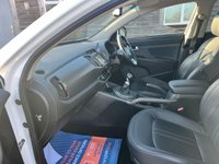 USED 2014 63 KIA SPORTAGE 2.0 CRDI KX-3 SAT NAV 5d 134 BHP Heated front and rear seats