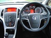 USED 2014 64 VAUXHALL ASTRA 1.7 SRI CDTI 5d 110 BHP www.suffolkcarcentre.co.uk - Located at Ilketshall