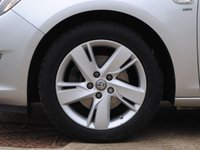 USED 2014 64 VAUXHALL ASTRA 1.7 SRI CDTI 5d 110 BHP www.suffolkcarcentre.co.uk - Located at Ilketshall