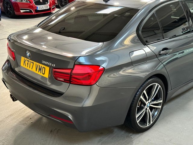 View our BMW 3 SERIES