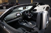 USED 2018 18 FIAT 124 SPIDER CONVERTIBLE 1.4 SPIDER MULTIAIR LUSSO 2d 139 BHP FULL HISTORY, 12M WARRANTY, REAR CAMERA, HEATED SEATS, KEYLESS ACCESS, KEYLESS START, CLIMATE CONTROL,