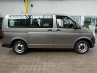 USED 2019 69 VOLKSWAGEN TRANSPORTER SHUTTLE 2.0 T32 TDI SHUTTLE S BMT 5d 101 BHP 8 SEATS AIR CON PARKING SENSORS 6 MONTHS GOLD WARRANTY