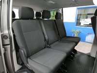 USED 2019 69 VOLKSWAGEN TRANSPORTER SHUTTLE 2.0 T32 TDI SHUTTLE S BMT 5d 101 BHP 8 SEATS AIR CON PARKING SENSORS 6 MONTHS GOLD WARRANTY