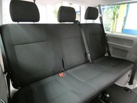 USED 2019 69 VOLKSWAGEN TRANSPORTER SHUTTLE 2.0 T32 TDI SHUTTLE S BMT 5d 101 BHP 8 SEATS AIR CON PARKING SENSORS 6 MONTHS GOLD WARRANTY