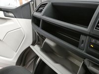USED 2019 69 VOLKSWAGEN TRANSPORTER SHUTTLE 2.0 T32 TDI SHUTTLE S BMT 5d 101 BHP 8 SEATS AIR CON PARKING SENSORS 6 MONTHS GOLD WARRANTY