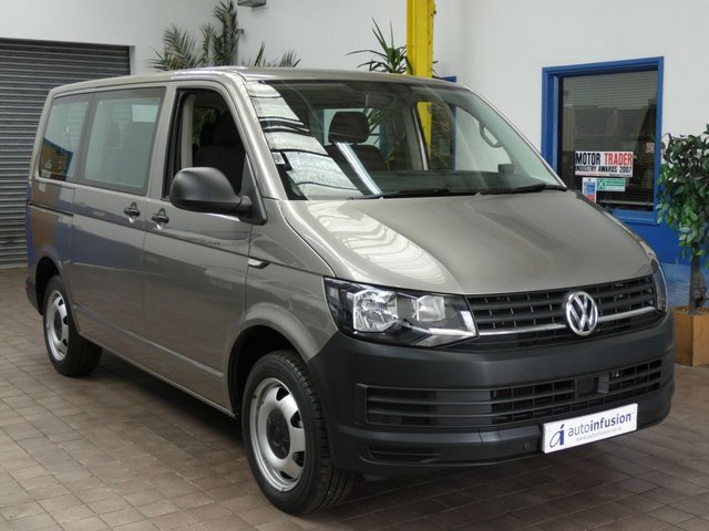 2019 69 Volkswagen Transporter Shuttle 2.0 T32 TDI SHUTTLE S BMT 5d 101 BHP