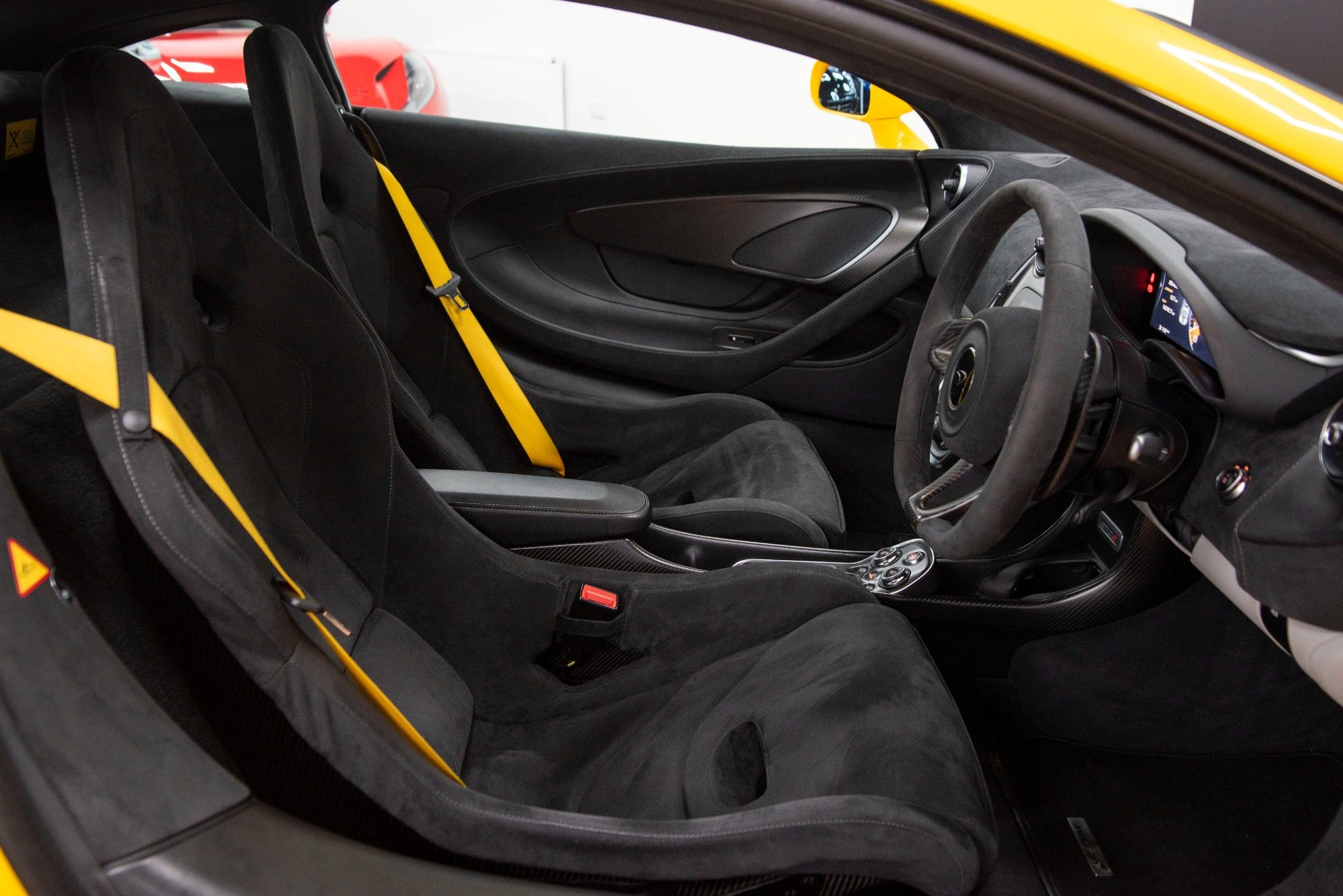USED 2017 MCLAREN 570S V8 SSG 