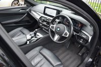 USED 2020 70 BMW 5 SERIES 3.0 530D XDRIVE M SPORT MHEV 4d 282 BHP LASERLIGHTS / M SPORT+ / TECH+