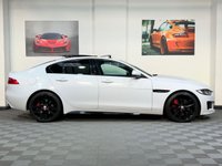 USED 2015 65 JAGUAR XE 3.0 S 4d 335 BHP PAN ROOF / MERIDIAN / 1 OWNER