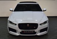 USED 2015 65 JAGUAR XE 3.0 S 4d 335 BHP PAN ROOF / MERIDIAN / 1 OWNER