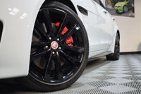 USED 2015 65 JAGUAR XE 3.0 S 4d 335 BHP PAN ROOF / MERIDIAN / 1 OWNER