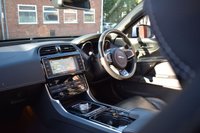 USED 2015 65 JAGUAR XE 3.0 S 4d 335 BHP PAN ROOF / MERIDIAN / 1 OWNER