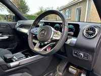 USED 2022 72 MERCEDES-BENZ GLB 1.3L GLB 200 AMG LINE PREMIUM PLUS 5d AUTO 161 BHP 