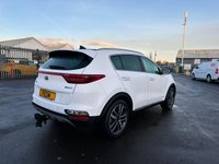 USED 2020 20 KIA SPORTAGE 1.6 CRDI 4 ISG MHEV 5d 135 BHP STUNNING EXAMPLE+INCREDIBLY POPULAR COLOUR+ONLY 1 OWNER FROM NEW+PRIVACY GLASS+FULL PANORAMIC GLASS ROOF+SATELLITE NAVIGATION+PARK ASSIST+CLIMATE CONTROL+19 INCH ALLOY WHEELS+READY TO DRIVE AWAY TODAY!!!!!!!!!!!!!!!!!