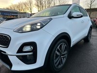 USED 2020 20 KIA SPORTAGE 1.6 CRDI 4 ISG MHEV 5d 135 BHP STUNNING EXAMPLE+INCREDIBLY POPULAR COLOUR+ONLY 1 OWNER FROM NEW+PRIVACY GLASS+FULL PANORAMIC GLASS ROOF+SATELLITE NAVIGATION+PARK ASSIST+CLIMATE CONTROL+19 INCH ALLOY WHEELS+READY TO DRIVE AWAY TODAY!!!!!!!!!!!!!!!!!