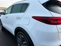 USED 2020 20 KIA SPORTAGE 1.6 CRDI 4 ISG MHEV 5d 135 BHP STUNNING EXAMPLE+INCREDIBLY POPULAR COLOUR+ONLY 1 OWNER FROM NEW+PRIVACY GLASS+FULL PANORAMIC GLASS ROOF+SATELLITE NAVIGATION+PARK ASSIST+CLIMATE CONTROL+19 INCH ALLOY WHEELS+READY TO DRIVE AWAY TODAY!!!!!!!!!!!!!!!!!